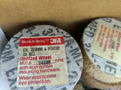(12) 3M SCOTCH BRITE 2A MED Unitized Wheels 2"x3/4"x 3/8" DEBURRING & Finishing - Image 1 of 2