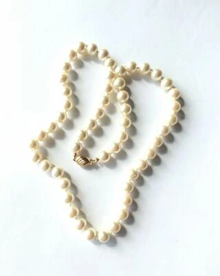 VINTAGE MARVELLA KNOTTED SIGNED PEARLS NECKLACE - NEW 30" - Image 1 of 4