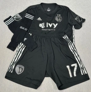 Kit de pantalones cortos de uniforme negro Adidas MLS Sporting KC Kansas City #17 talla L - Imagen 1 de 19