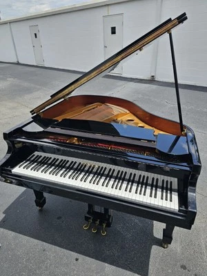 Piano de cola Samick SIG-50 Baby pulido negro Foto 1 de 4