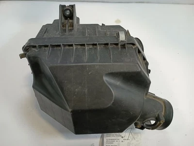 Purificador de aire inferior de Honda CR-V 2009 2,4 L 11314726 Foto 1 de 4