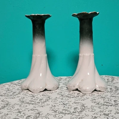 Par de castiçais antigos de cerâmica dourada verde porcelana branca vieira - Imagem 1 de 4