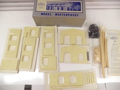 Model Masterpieces HO 2-Stall Engine House Building kit, (lot sb) B - Image 1 of 4