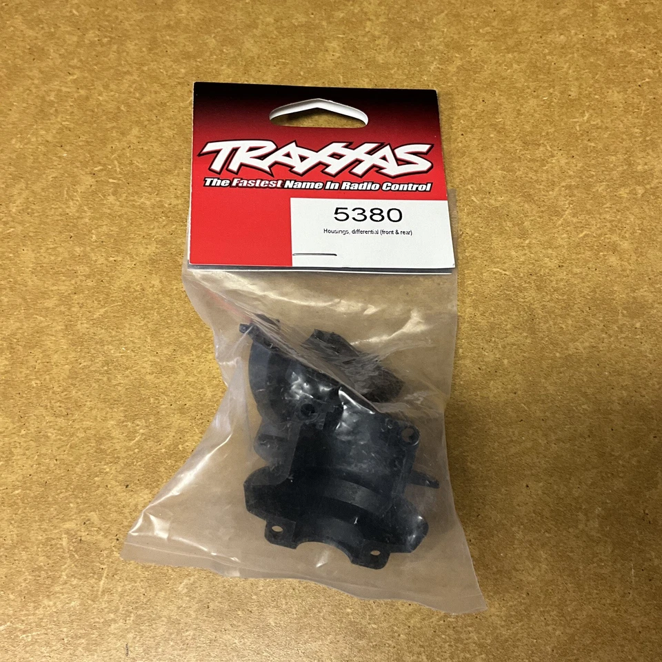 Traxxas #5380 Differential Housing New - Image 1 of 1
