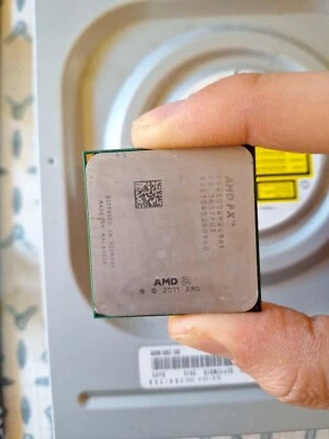 AMD FX-4300 3.8GHz Quad-Core (FD4300WMW4MHK) Processor - Image 1 of 2