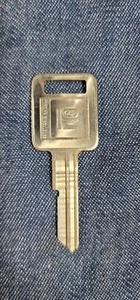 Vintage GM 1970s 1980s auto key blanks (C) stamp rare General Motors cars NOS - Bild 1 von 2