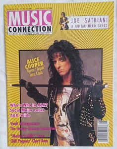 MUSIC CONNECTION MAGAZINE - 1989 Alice Cooper Red Hot Chili Peppers NEAR MINT Q5 - Picture 1 of 2