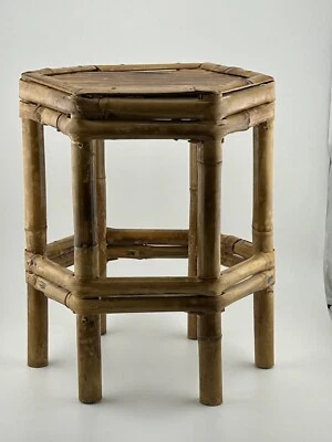 Taburete de pie de planta de bambú con caparazón de tortuga quemado exhibición boho años 70 de colección hexagonal Foto 1 de 4