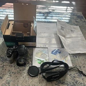 Fujifilm FinePix S1500 Digital Camera W/Strap and Lens Cap Tested Read Des. - Picture 1 of 14