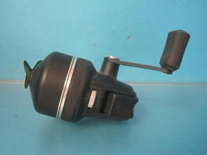 Impresionante carrete de pesca ultraligero vintage Johnson Sprite 200 Spincast funciona - Imagen 1 de 8