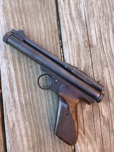 VINTAGE crosman model 150 co2 .22 cal pellet gun tested and works - Picture 1 of 6