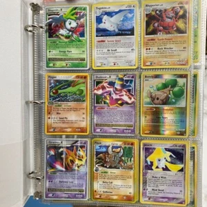 Carpeta Pokémon vintage con muchas cartas holográficas por valor de 700 $USD+ - Imagen 1 de 16