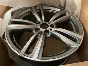 BMW 3 & 4-Series Genuine M Sport Style 442M 19" Wheel Rims 440 435 428 335 328 - Picture 1 of 11