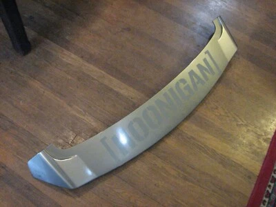 Alerón superior puerta levadiza trasera Hyundai Santa Fe 2013 2014 2015 2016 2017 2018 OEM  Foto 1 de 4