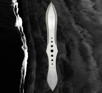 HIBBEN KNIVES Custom Design GH2033 Hall Of Fame Year 2003 Throwing Knife - Image 1 of 4