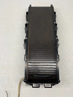 06-11 Mercedes W219 R350 Consola central trasera Apoyabrazos Madera OEM Foto 1 de 4