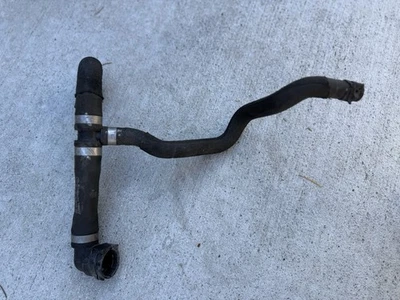 ✔Manguera refrigerante motor Mercedes W218 W212 CLS550 E550 OEM Foto 1 de 2