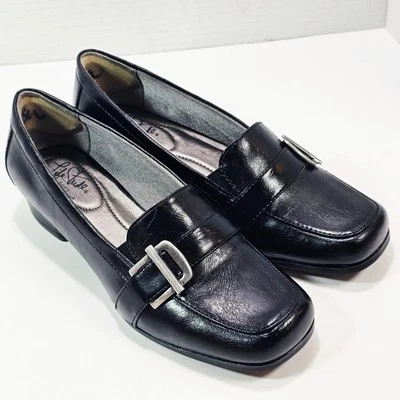 Life Stride Bounty Womens Penny Loafers Size 7.0 M Slip On Black - Image 1 of 4