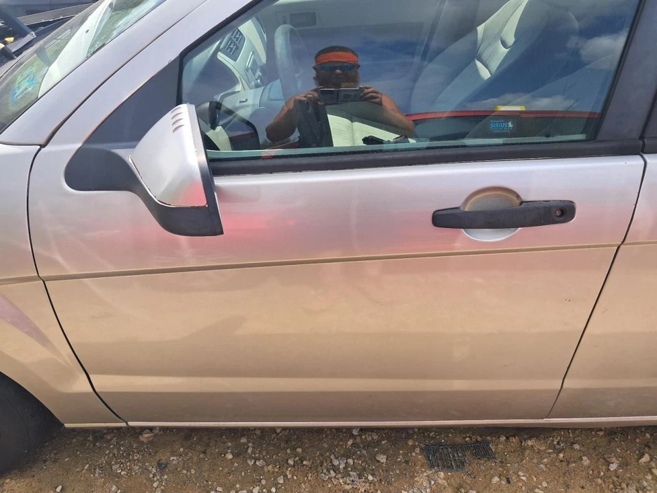 Puerta delantera del conductor sedán ventanas eléctricas para 08-11 FOCUS 2641708 Foto 1 de 4