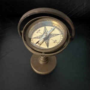 Bussola cardanica galleggiante 7" vintage in ottone massiccio decorazione nautica - Foto 1 di 8