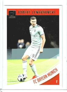 2019 Panini Donruss Soccer Robert Lewandowski (Bayern Munich) Base - Picture 1 of 2