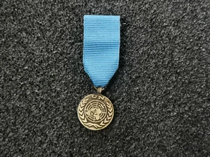(S1-229) UN Service Medal UNHQ Headquarters Miniatur Orden Deutsches System - Picture 1 of 1