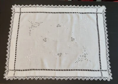 NAPPERON NAPPE A THE LIN BLANC BRODERIE FAIT MAIN LINGE ANCIEN 90x70 cm - Photo 1/4