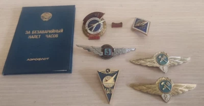 URSS Ucrania Documento Soviético Insignia + Placa Horas Aviación Civil Foto 1 de 4