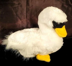WEBKINZ GANZ Stuff Plush WILD POND Bird SWAN 8" HM 373 - Picture 1 of 5