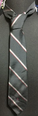 Corbata CHRISTIAN DIOR Para Hombre Poliéster Seda Diseñador EE. UU. Rayas Roja/Negro Usada en Excelente Condición Foto 1 de 3