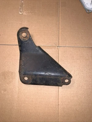 Ford Small Block Ford Alternator Bracket D7VE-10156-AA FoMoCo OEM - Image 1 of 4