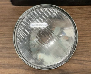 NOS OEM Yamaha - 79-81 TT500 - Koito Headlight Lens - 434-84120-60 -U3 - Picture 1 of 9