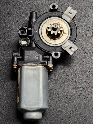 (Core Exchange) OE Power Window Motor for Ford F-250 F-350 F-450 Excursion RF,LR - Image 1 of 4