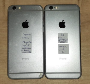 Apple iPhone A1586 lot de 2 - Vendu en état - Hors Service - HS - ou Pour Pièces - Photo 1/19