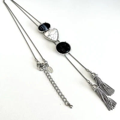 Chico's 长银色流苏人造大理石长厚项链 — 第 1/4 张图片