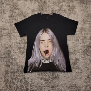 Camisa Billie Eilish Adulto Mediana Negra Boca Araña Tarántula Gira de Conciertos Mercancía - Imagen 1 de 7
