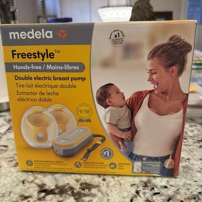 Medela Freestyle Hands-Free Electric Breast Pump (ML101044164) - Image 1 of 3