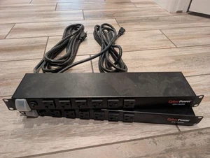 CyberPower Rack Mount 12 prises protection contre les surtensions bande d'alimentation CPS1220RM - Photo 1/3