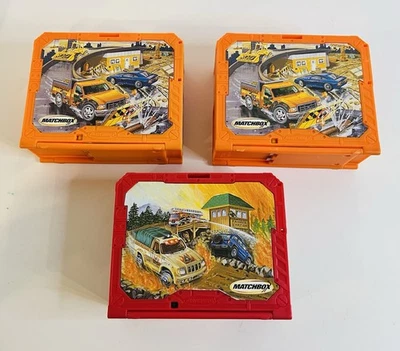 Matchbox 2001 Construction Garage Ranger Station Fold and Go Pop Up Lot Of 3 - Image 1 of 4