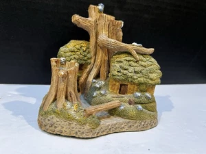 1987 "Robin Hood's Hideaway" Figur - David Winter - Bild 1 von 7