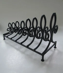 Vtg. LETTER STAND Solid Metal Fleur-de-Lis Style 10.5" Executive Desk or Kitchen - Picture 1 of 6