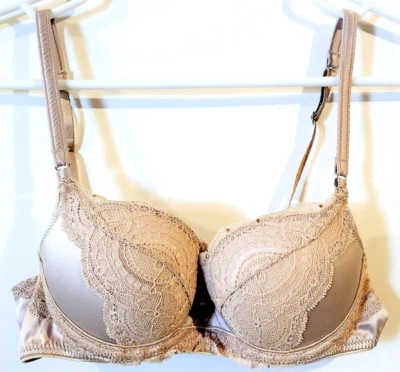 Sujetador 32A Pleasure State Etiqueta Blanca Dorado Genie Push-up Balconette P81-2194W Foto 1 de 4