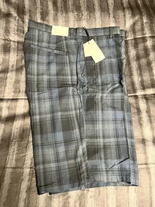 New Calvin Klein walk shorts mens 32 waist 11 inch inseam Cotton - Picture 1 of 2