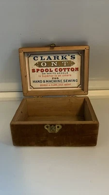 Clark’s Cotton Spool Box, Child Size. excellent condition - Image 1 of 4