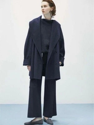 Jaqueta The Row Feminina XS Polli Preta Simples Edição Limitada Muito Bom Estado Produtos Populares - Imagem 1 de 4