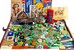 Value Junk Drawer Lot 125+ Items Mostly Vintage Cool Unique Stuff Unsearched 4LB - Picture 1 of 24