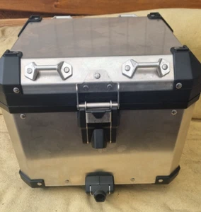 Topcase de aluminio original BMW sin cerraduras para F850GS R1200GS R1250GS ADV - Imagen 1 de 4