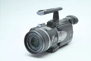 JVC DIGITAL VIDEO CAMERA GR-HD1U *PARTS/REPAIR* AS IS - Picture 1 of 3