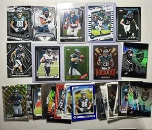 Lotto carte sportive PHILADELPHIA EAGLES. Barkley, Hurts, Cooper, Rookies & Holos. - Foto 1 di 7