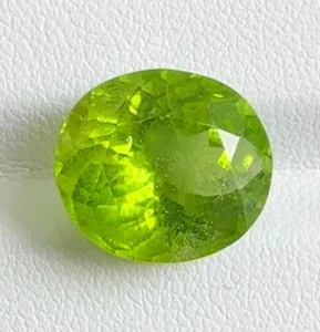 Fine Quality Vivid 8.19ct Green Peridot 100% natural earth mined from Pakistan - Picture 1 of 1